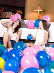 Keisha Grey , Scarlett Sage in Balloon Poon (Twistys)