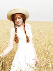 Jia Lissa - MetArt