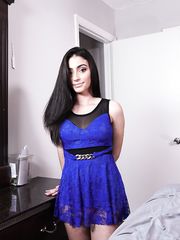 Jasmine Vega - Sis Loves Me