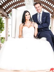 Jasmine Jae - Honeymoon Suite