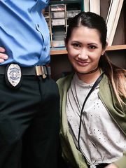 Jade Noir - Shoplyfter