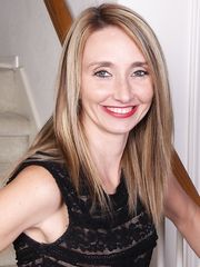 Heidi Van Moore - Karup's Older Women 2