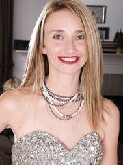Heidi Van Moore - Karup's Older Women 1