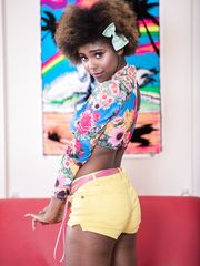 Daizy Cooper - Hookup Hotshot: New To The Internet