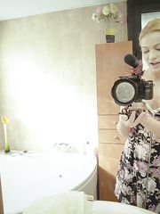 Cherry Kiss & Lucy Heart - Viv Thomas
