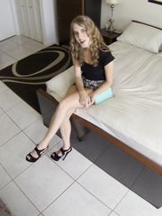Cadence Lux - Fucking Glasses