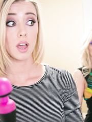 Ashley Fires, Haley Reed - Mommy's Girl