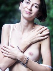 Alisa M - Domai
