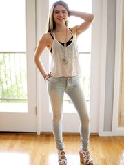 Alice March - Fantasy HD