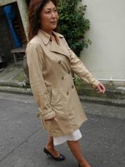 Brunette Asian granny Masako Suzuki reveals her big juggs and nice ass