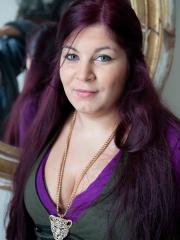 Amateur BBW Cora Kitty sucks her doctor's small dick & lets him eat her pussy