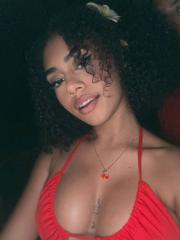 Latina chick Lisandra Official changes her swimwear during solo action