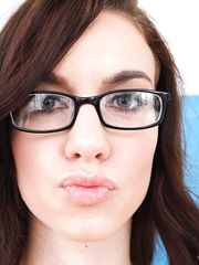 Tali Dova - Hot Bush