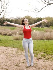 Ruby Corbett Fills Jeans (Zishy)