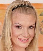 Lili Sweet