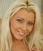 Nikky Blond