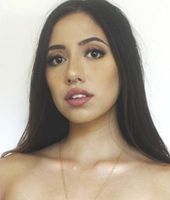 Robin Mae
