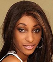 Nadia Nicole