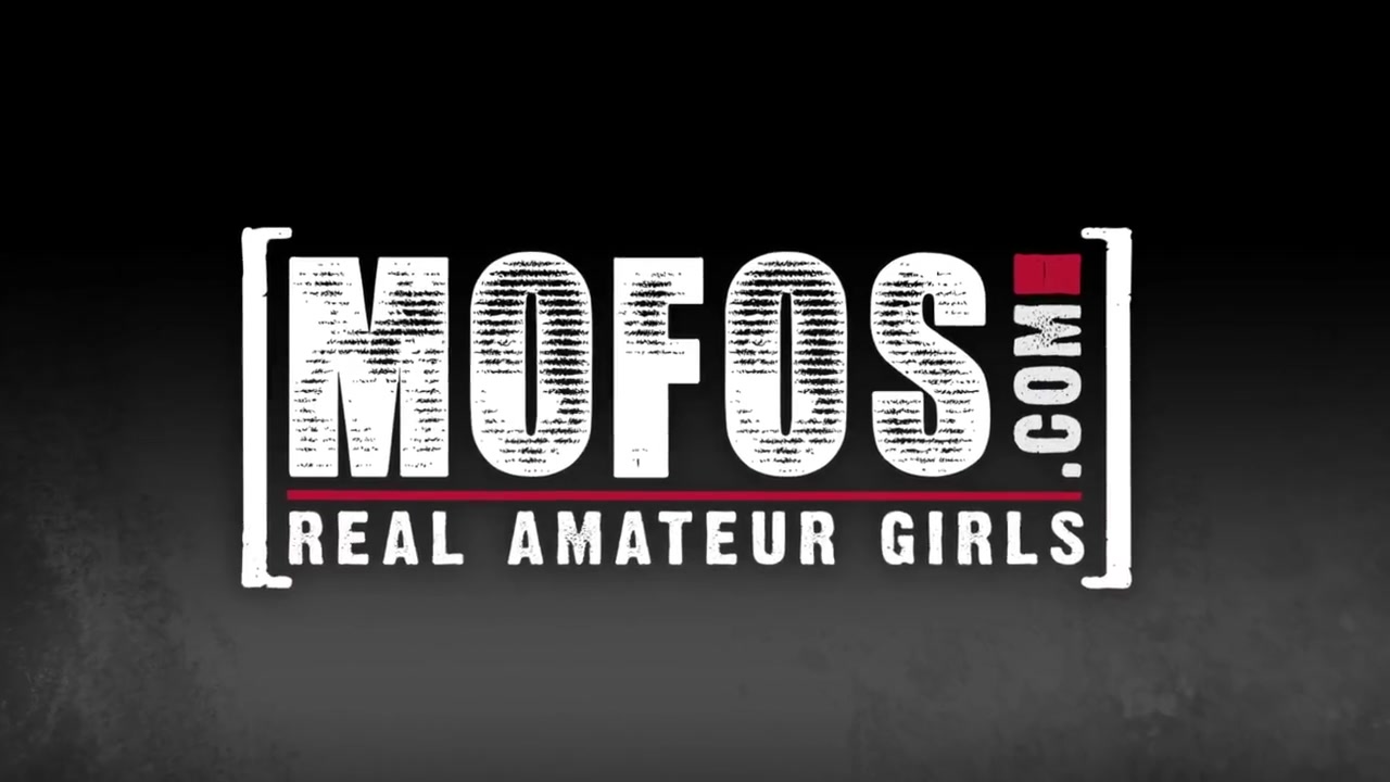 Mofos - Going to the gym turns her on