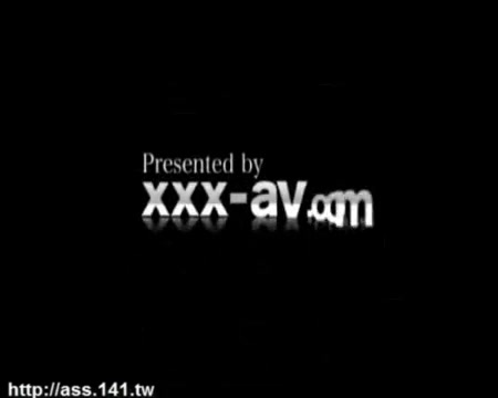 Japanese beauty orgasm using sex toys