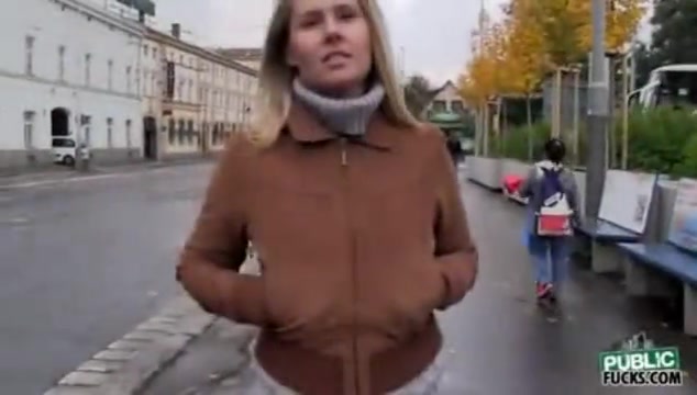 Eurobabe Zuzana pounded for some money