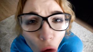 Sloppy Deepthroat in new Apartment