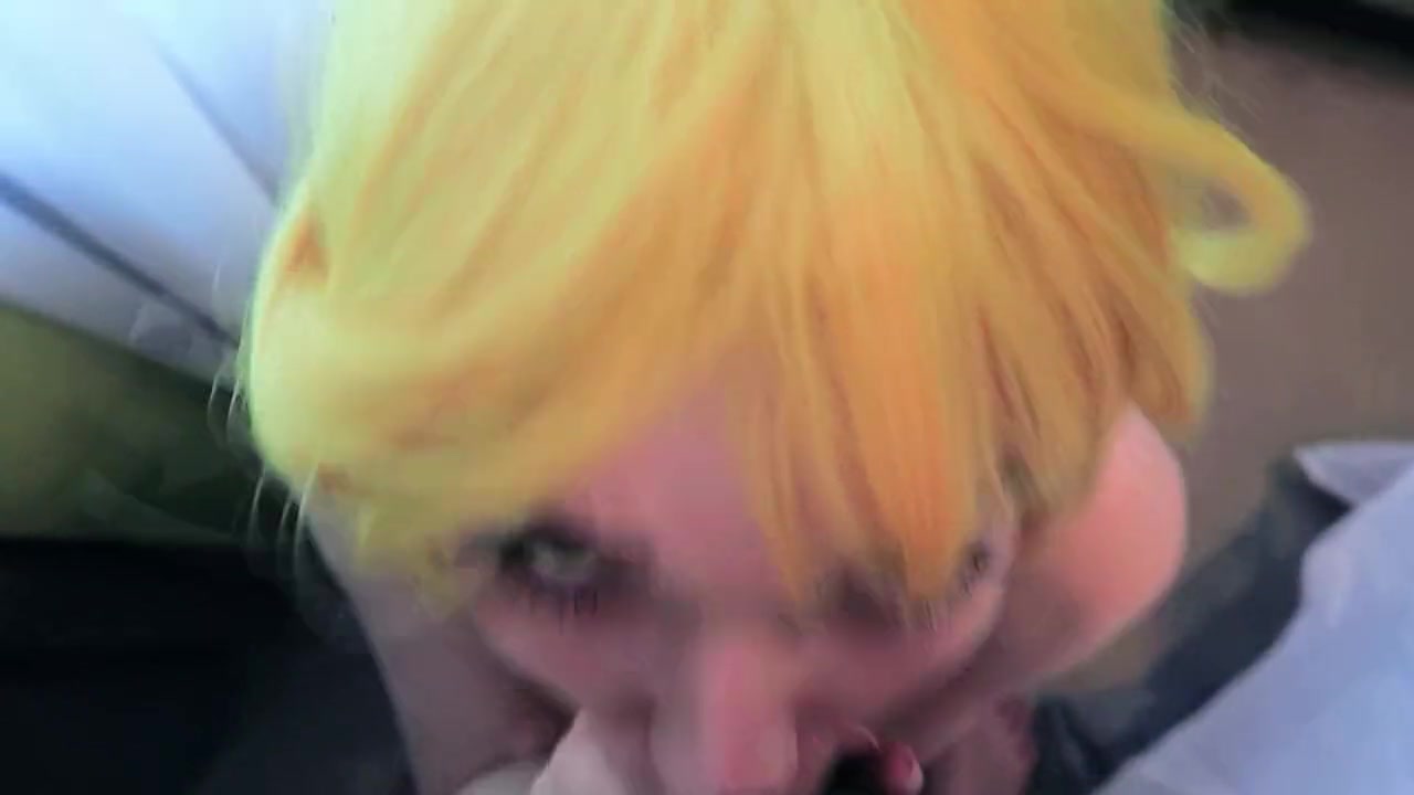 Princess Peach Sloppy Blowjob and Facial