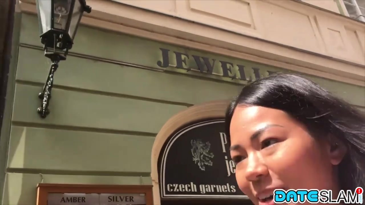Asian chick gets her mouth and pussy fucked after lovely date