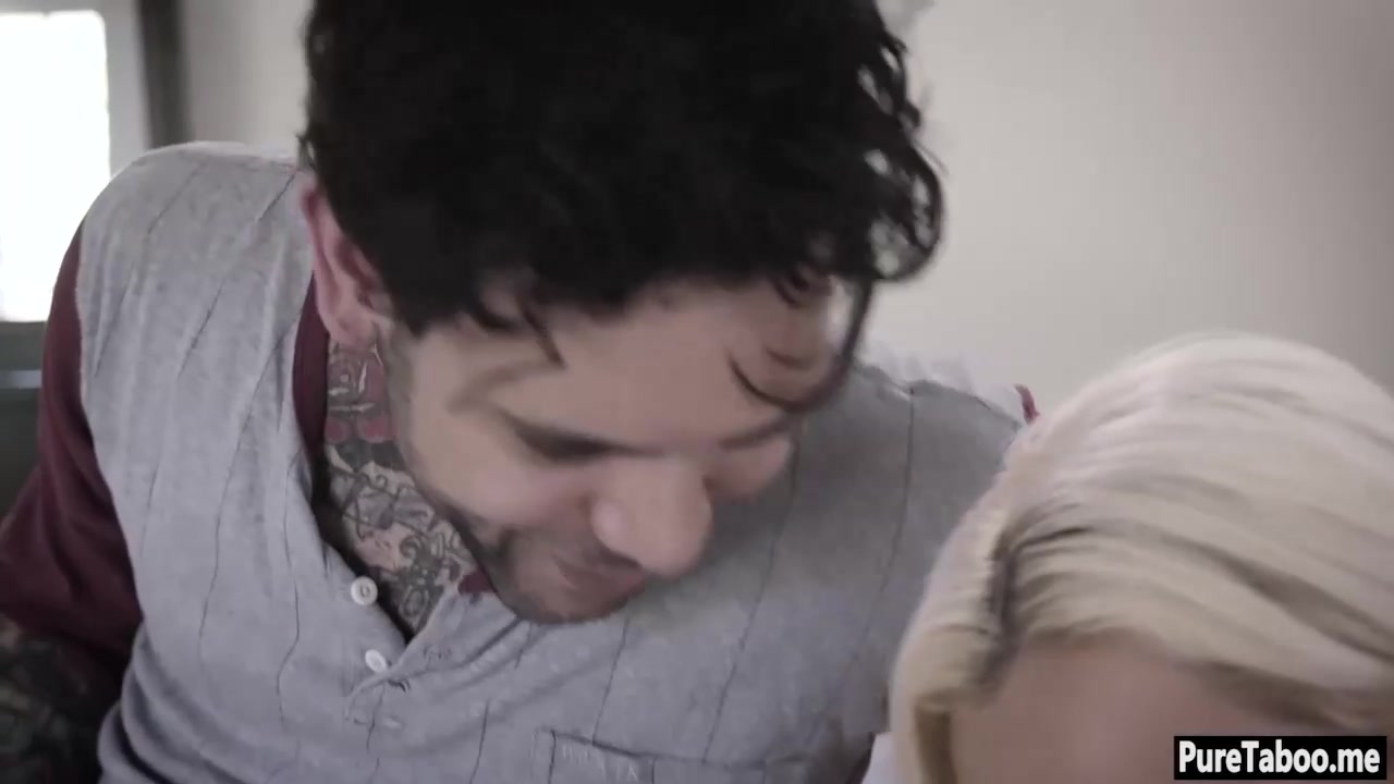 Tattooed guy is fucking a smoking hot, blonde babe, while her boyfriend is out of town