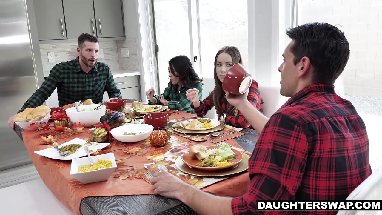 If it's Thanksgiving, then it's time for DaughterSwap