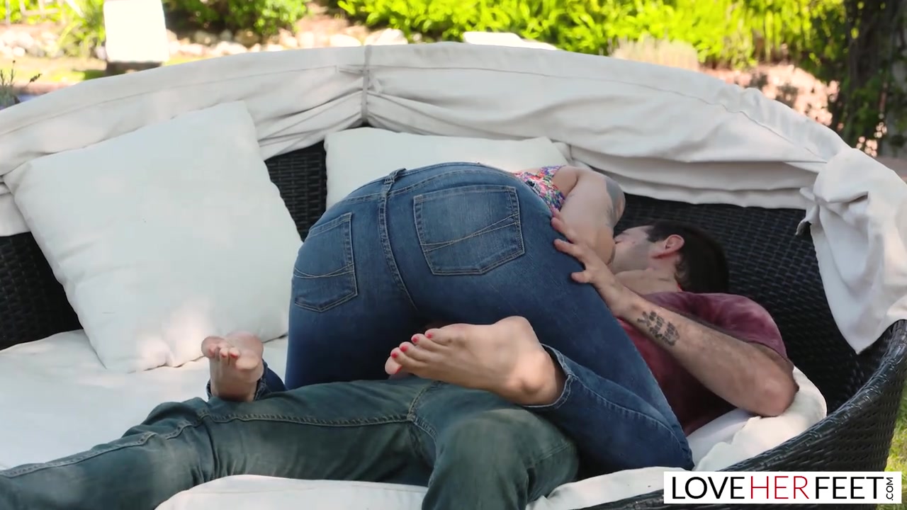 Foot obsession outdoors scene with lovely Brenna Sparks