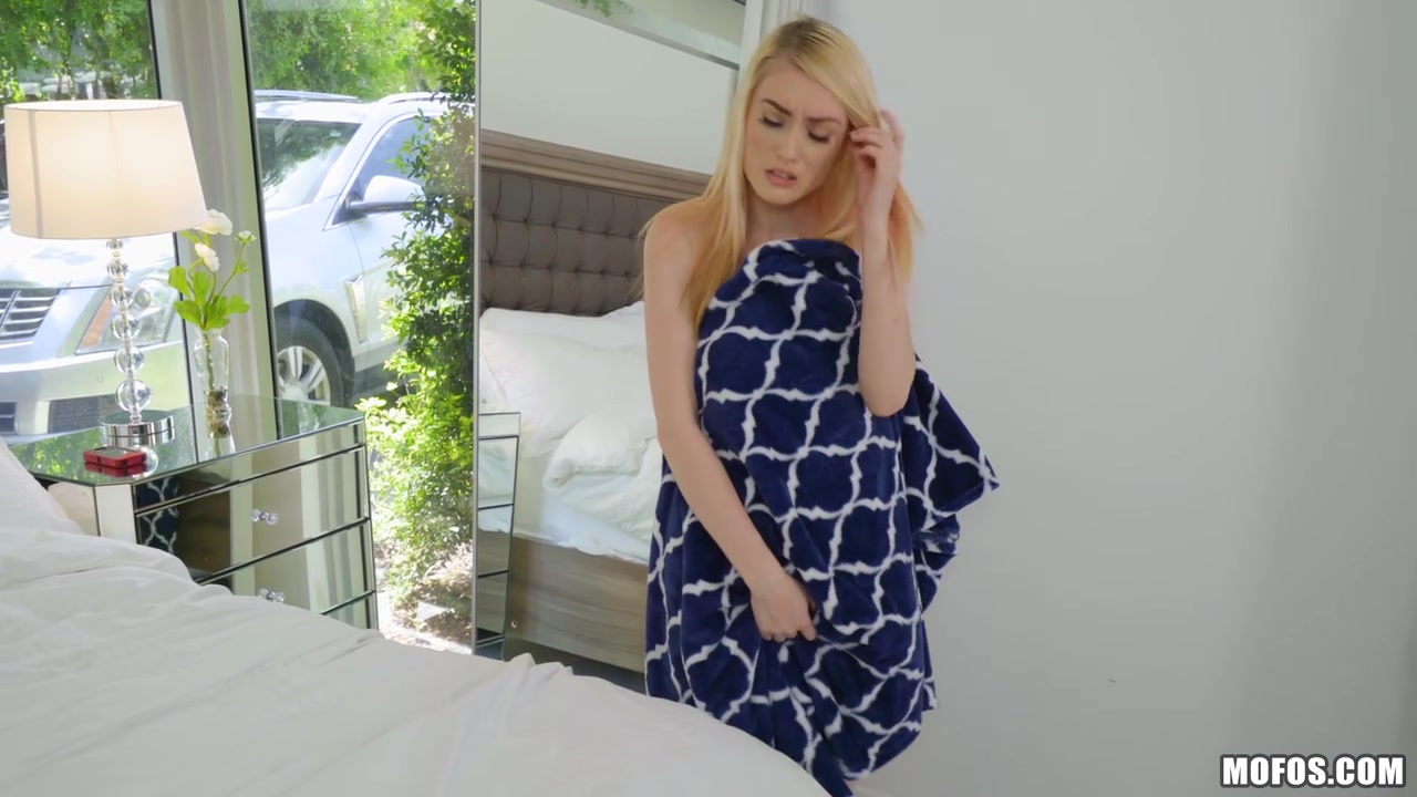 Bitch got caught with a BBC in her Mouth!