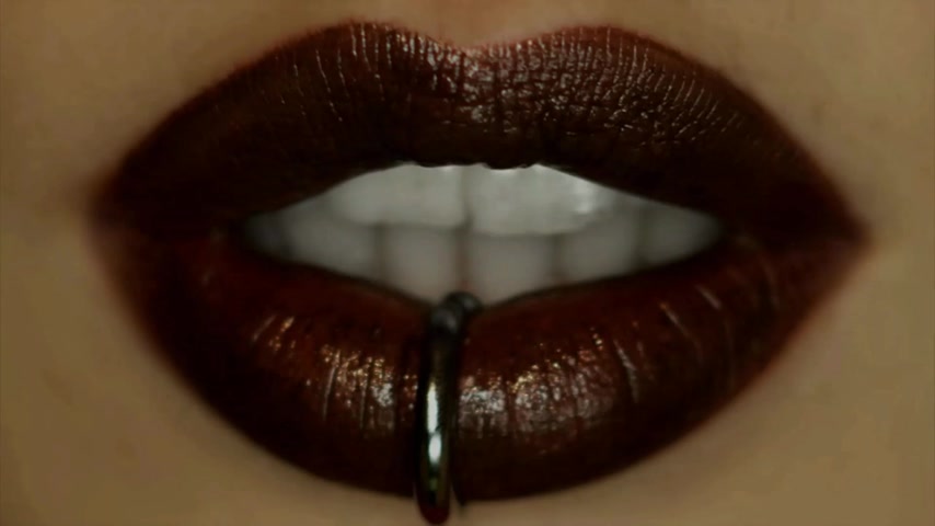 Gorgeous milf with beautiful lips knows how to use them to satisfy every man she likes
