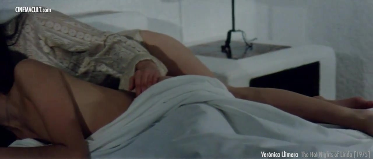 Lovely Linda looks amazing with her nude body exposed