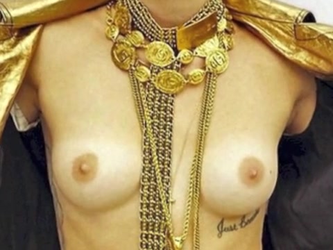 Naughty celebrity, Miley Cyrus has some nude photos that were published for people to enjoy