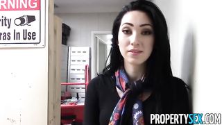 Smart man asked for a fuck and money, from a hot babe, to rent her an office