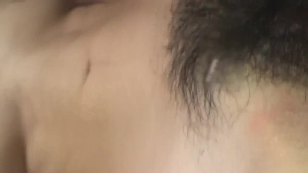 CN广东某理工大学苗条大奶大三美女班花生日与男友开房