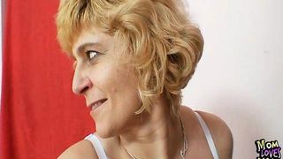 Extremely hairy amateur mom Hedvika lesbian action