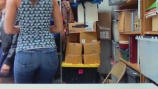 Officer hold and fucked mature pussy in the office