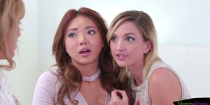 Mature lesbian cougar fingered by 18yo asian