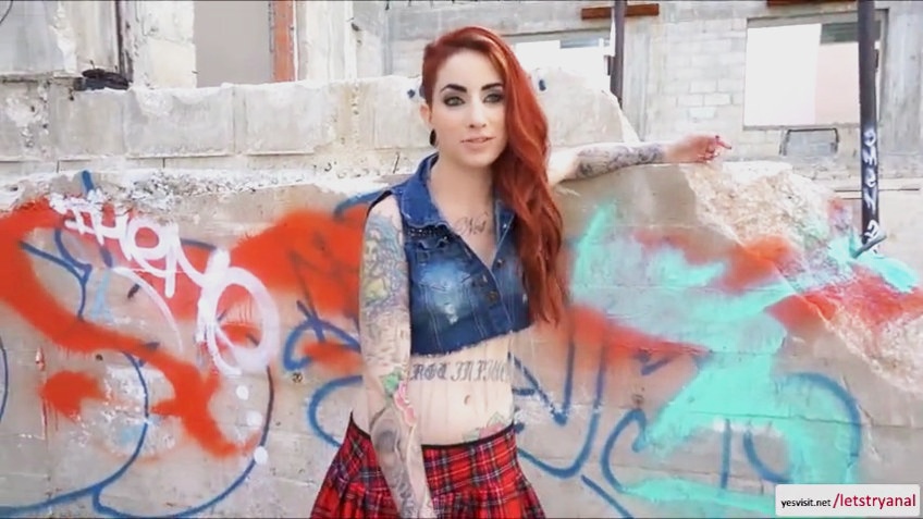 An outdoor anal fuck with Sheena