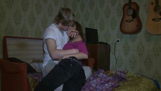 YOUNG LIBERTINES - Girlfriend loves sex