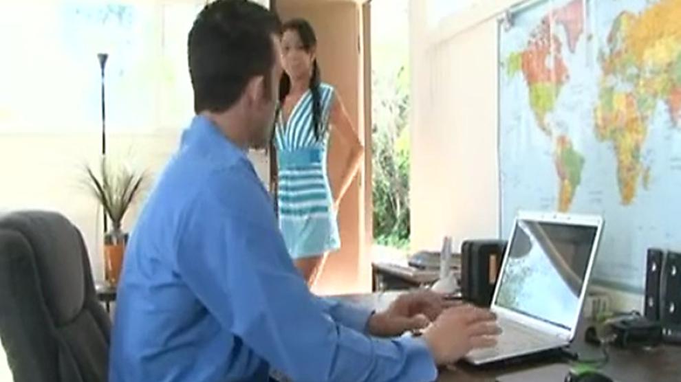 Tanner Mayes Get A Big Dick In The Office,By Blondelover.