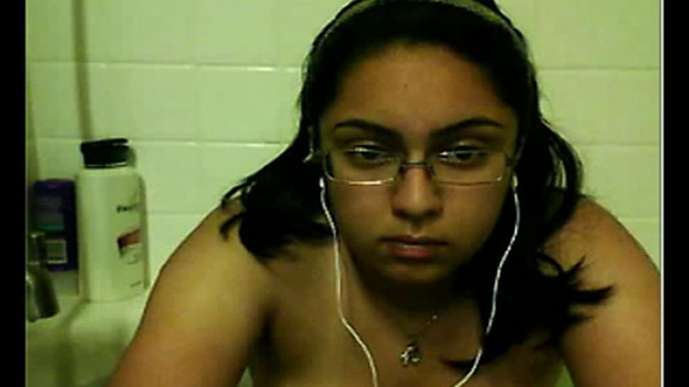 INDIAN IRAM PATEL FROM DEWSBURY