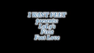 Lesbian Foot Worship 4