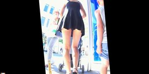 Upskirt woman whit gstring in the street