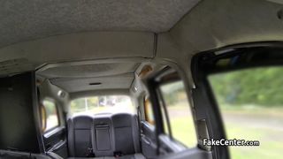 Babe got her ass hole nailed in cab