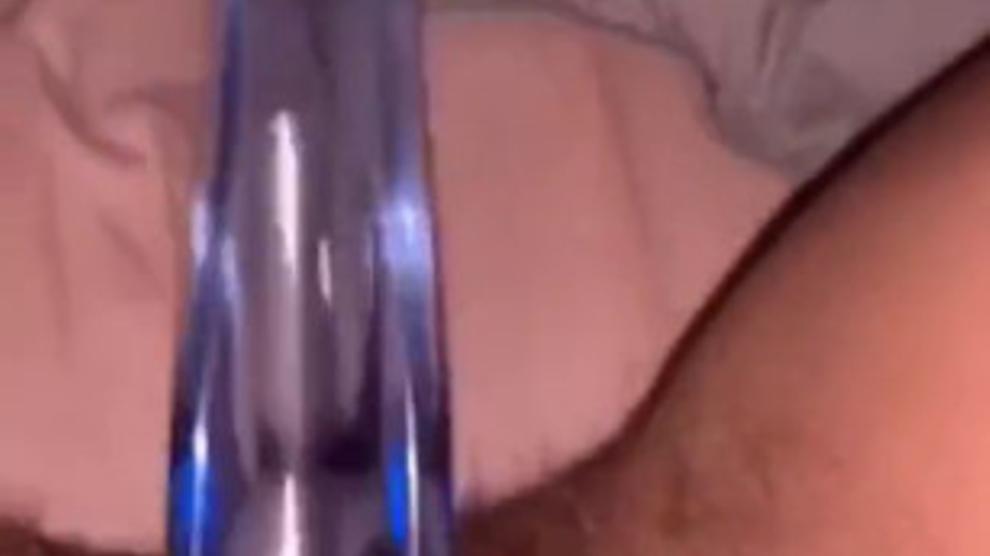 (girls Add me on Snapchat @chrisgunnn) Hot Hairy Tinder Babe Sends Solo