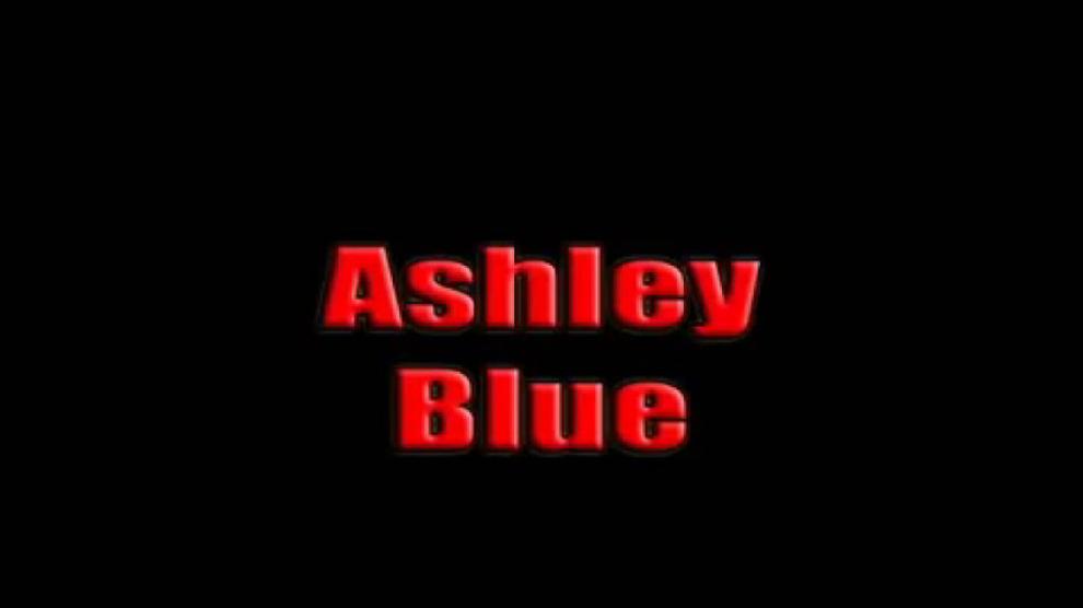 ASHLEY BLUE SLOPPY BLOWJOB
