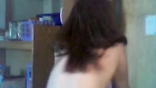 Amateur Webcam - Teen Slut Shows Her Slit